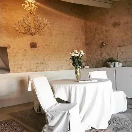 The Little Barn-la Petite Grange France *